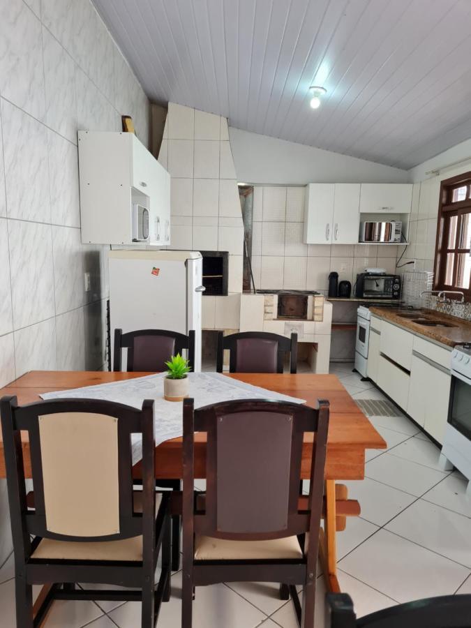 Maika'I Pousada Balneário Camboriú Buitenkant foto